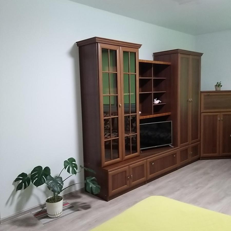 Дво І Одно Кімнатні Апартаменти Новобуд Рн Авторинку Трц Адреналін Сіті Lutsk Ngoại thất bức ảnh
